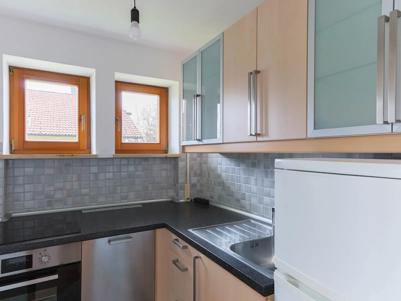 Charmante, lichtdurchflutete 2-Zimmer-Wohnung in Bestlage im Ingolstädter Westen - Bild 6