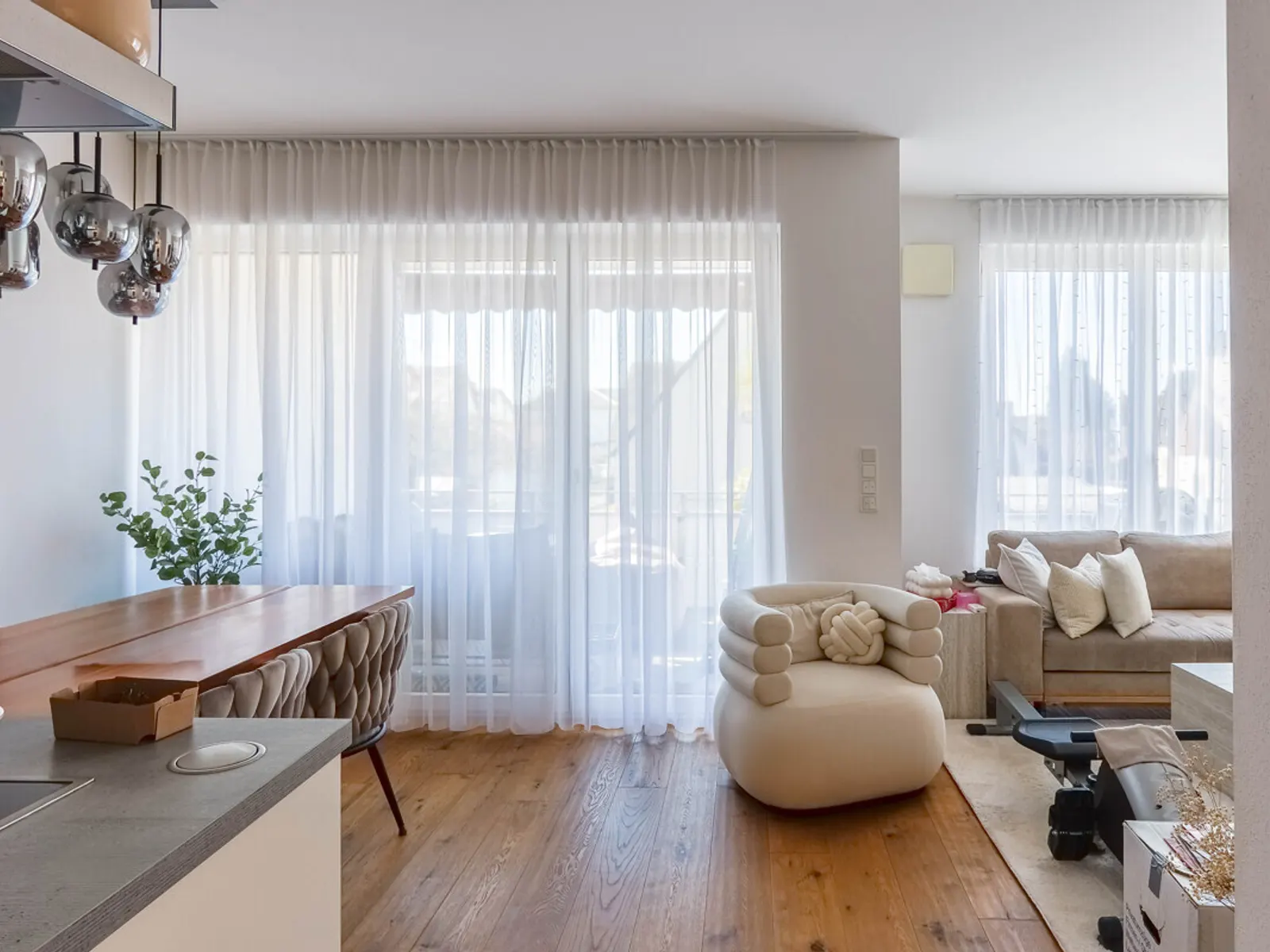 Große 3-Zimmer-Wohnung in Kösching - Bild 3