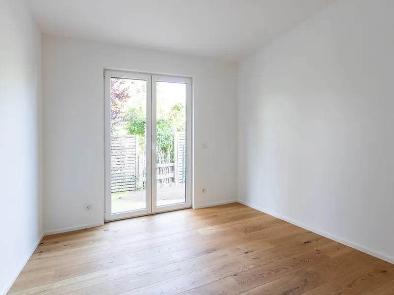 Sofort bezugsfreier Neubau: 3-Zimmer-Gartenwohnung
