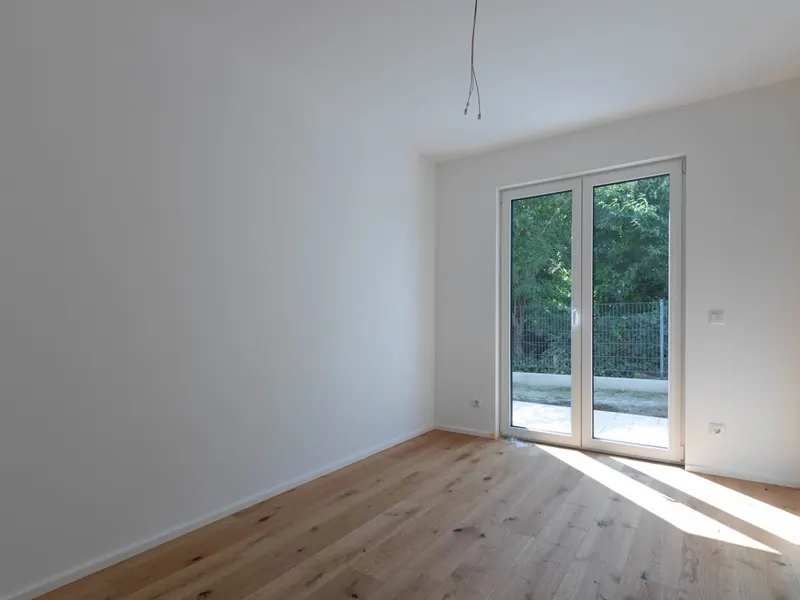 Familien aufgepasst: neue 4-Zimmer-Wohnung mit Garten sofort bezugsfrei