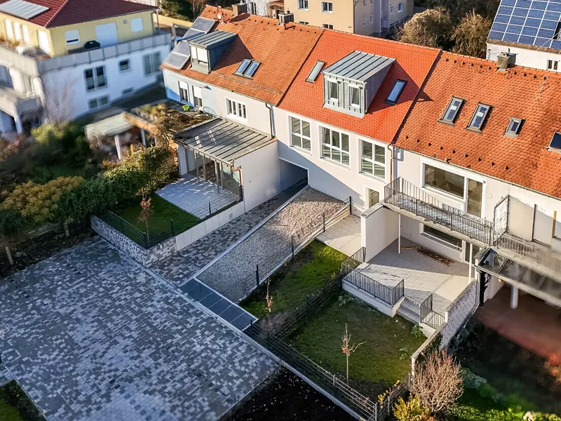 Kernsaniertes Reihenhaus in idealer Lage Ingolstadt Süd