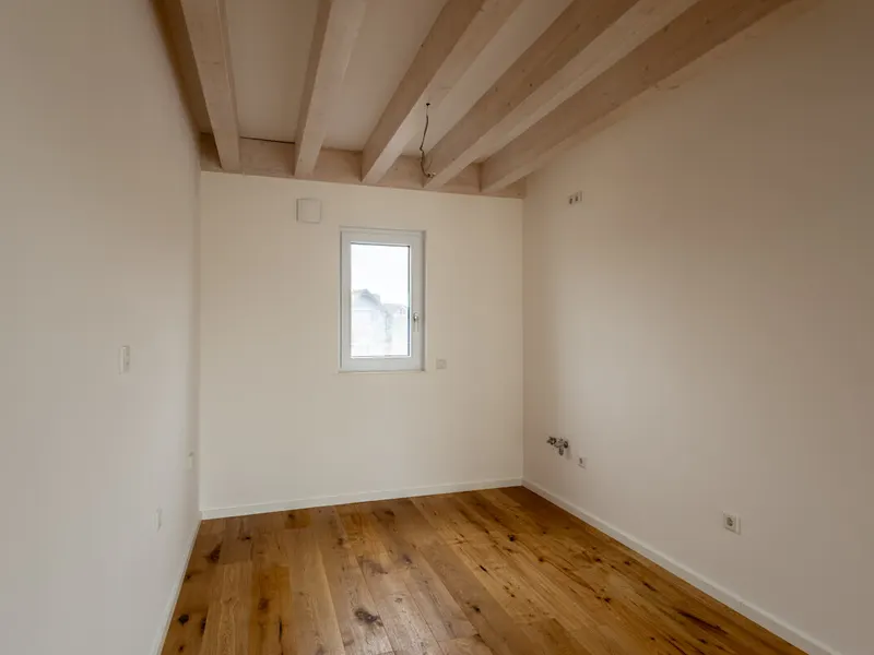 Großzügige Neubauwohnung im Obergeschoss mit großer Terrasse in Gaimersheim!