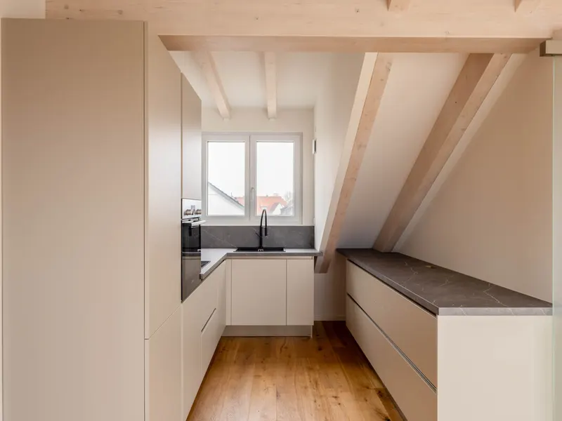 Gemütliche Neubau-Dachgeschosswohnung mit Dachterrasse in ruhiger Lage von Gaimersheim!