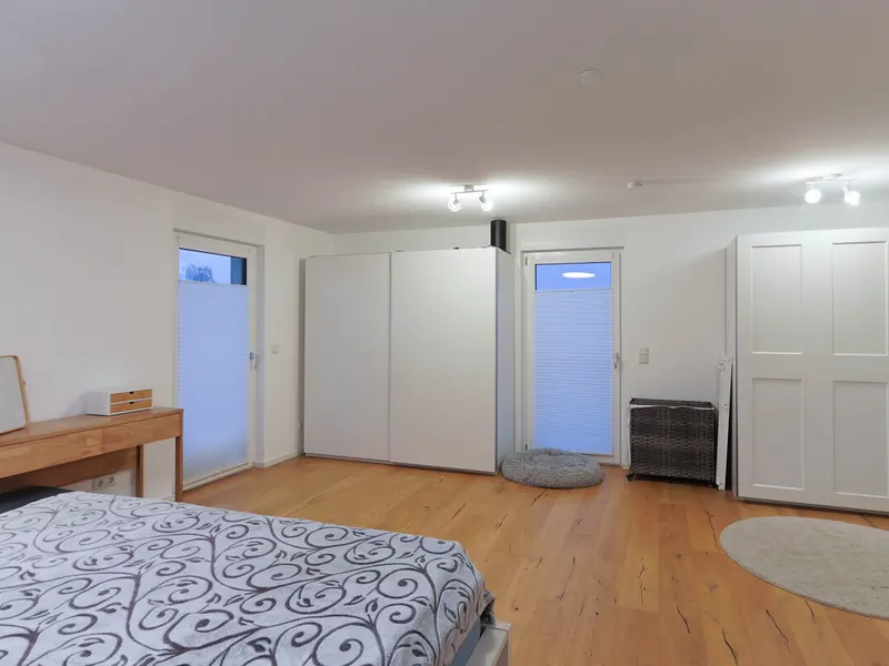 Neuwertige, gut durchdachte DHH