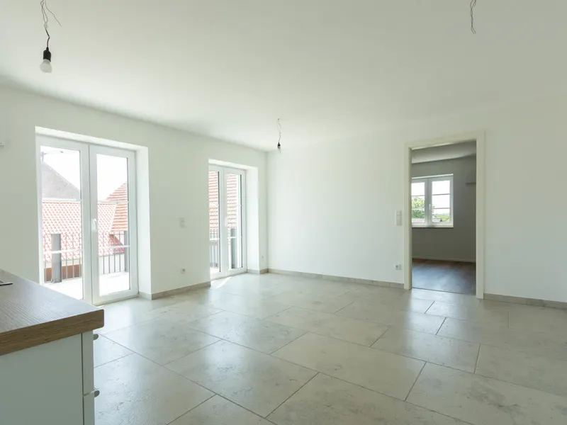 Irgertsheim: Hochwertige Etagenwohnung in ruhiger Lage