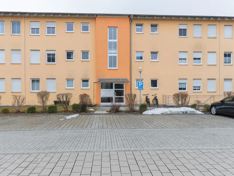 Ruhige 1-Zimmer-Wohnung mit privatem Gartenanteil