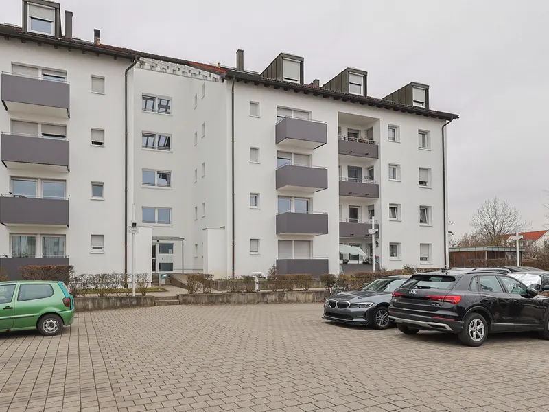 Tolle 3-Zimmer-Wohnung mit Balkon nahe Klinikum