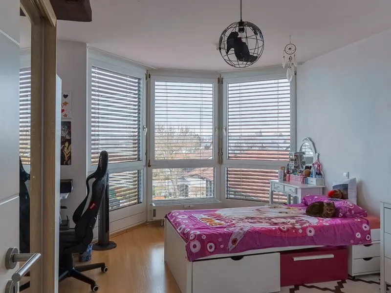 Helle 3-Zimmer-Wohnung mit Südbalkon in Friedrichshofen