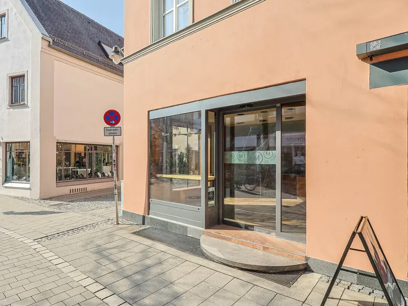 Kleiner Laden in IN-Mitte mit hoher Frequenz