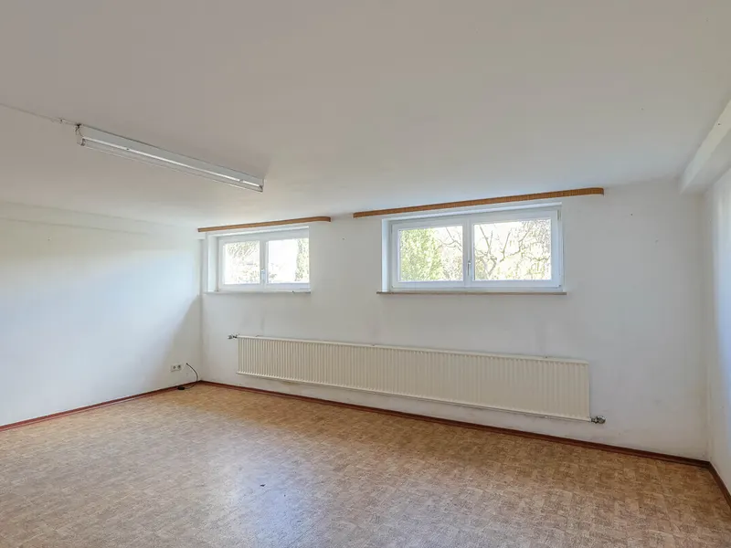 Einfamilienhaus mit Ausbaureserve in Gerolfing
