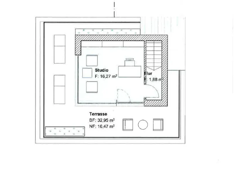 Attraktives Baugrundstück in geschützter Hinterlage