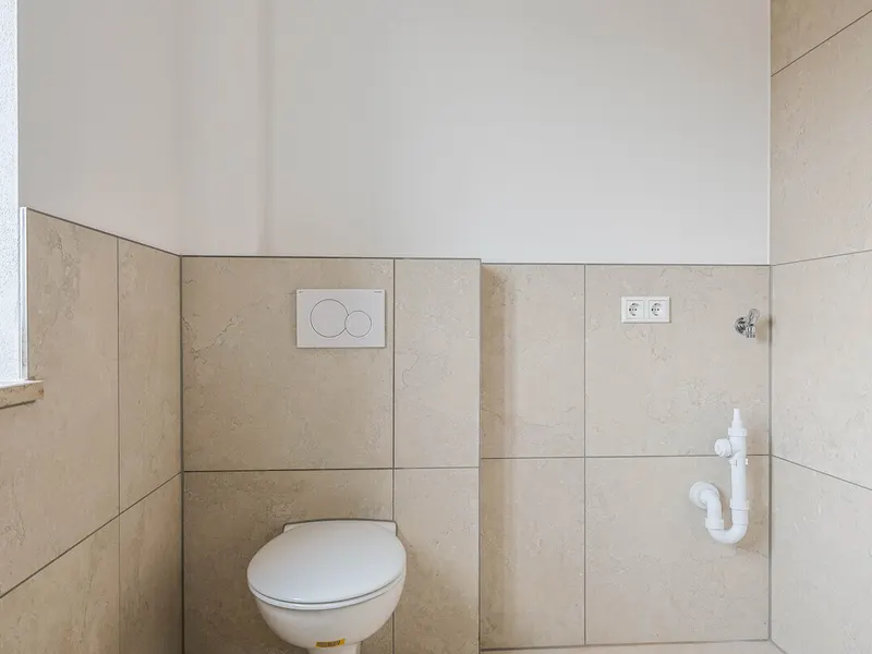 Stilvoller Neubau-Erstbezug mit 3 Zimmern und Balkon