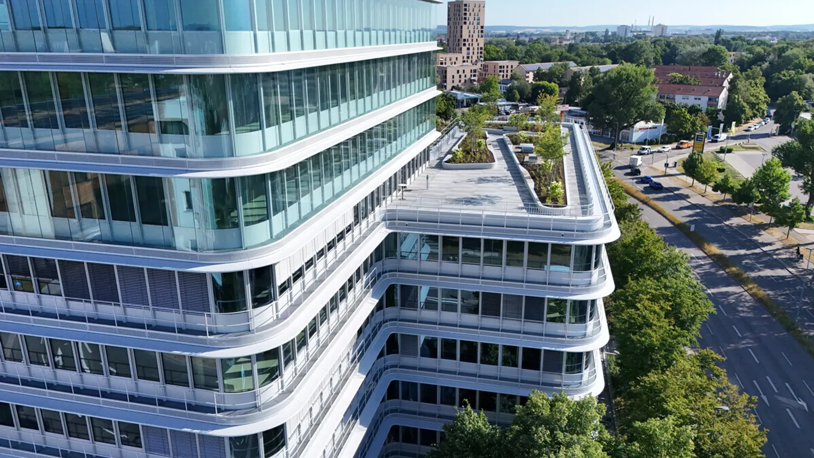 Neubau Büroflächen im Donau Tower - Bild 1