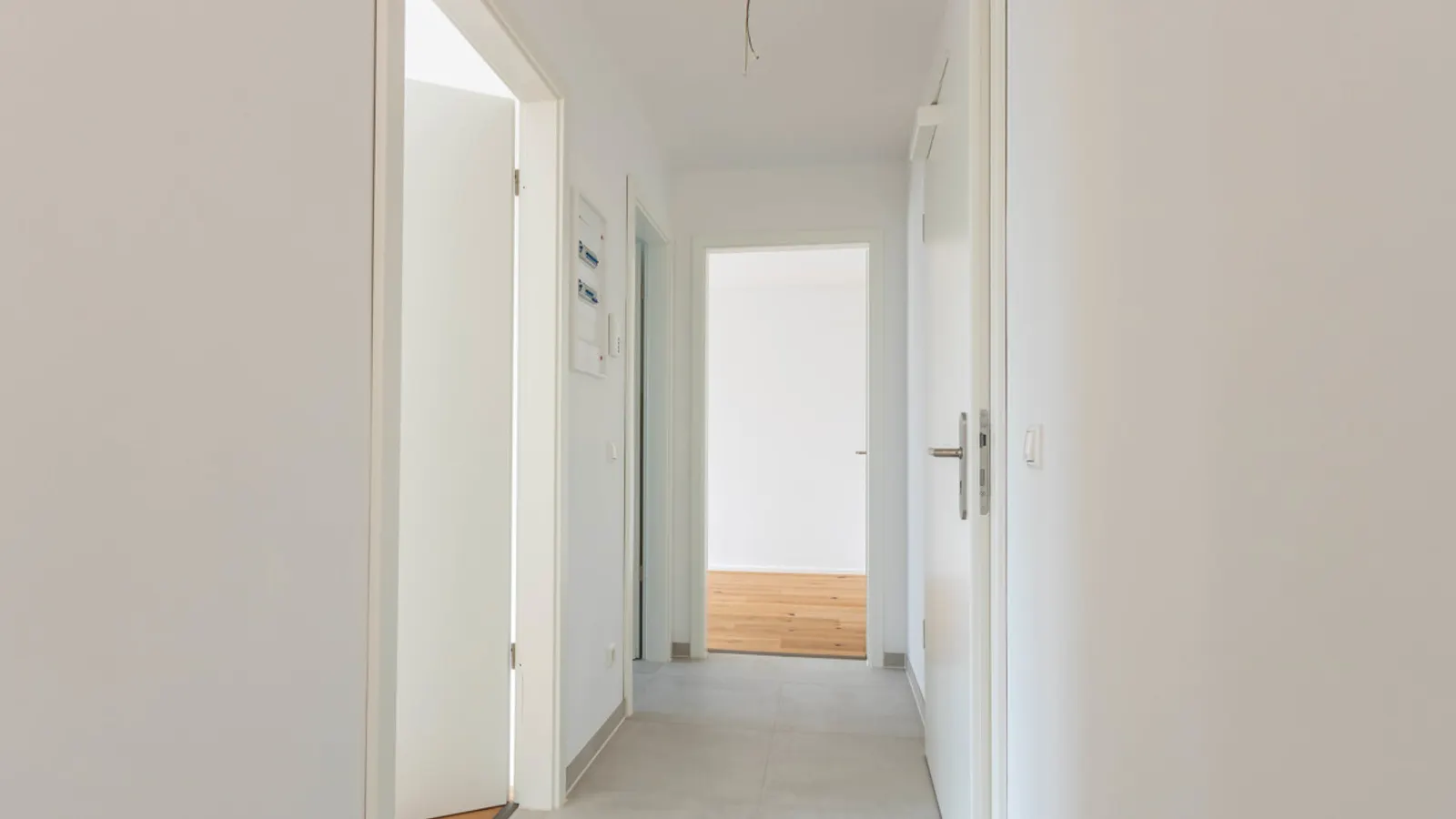 Sofort bezugsfreier Neubau: 3-Zimmer-Wohnung mit XXL-Balkon - Bild 8