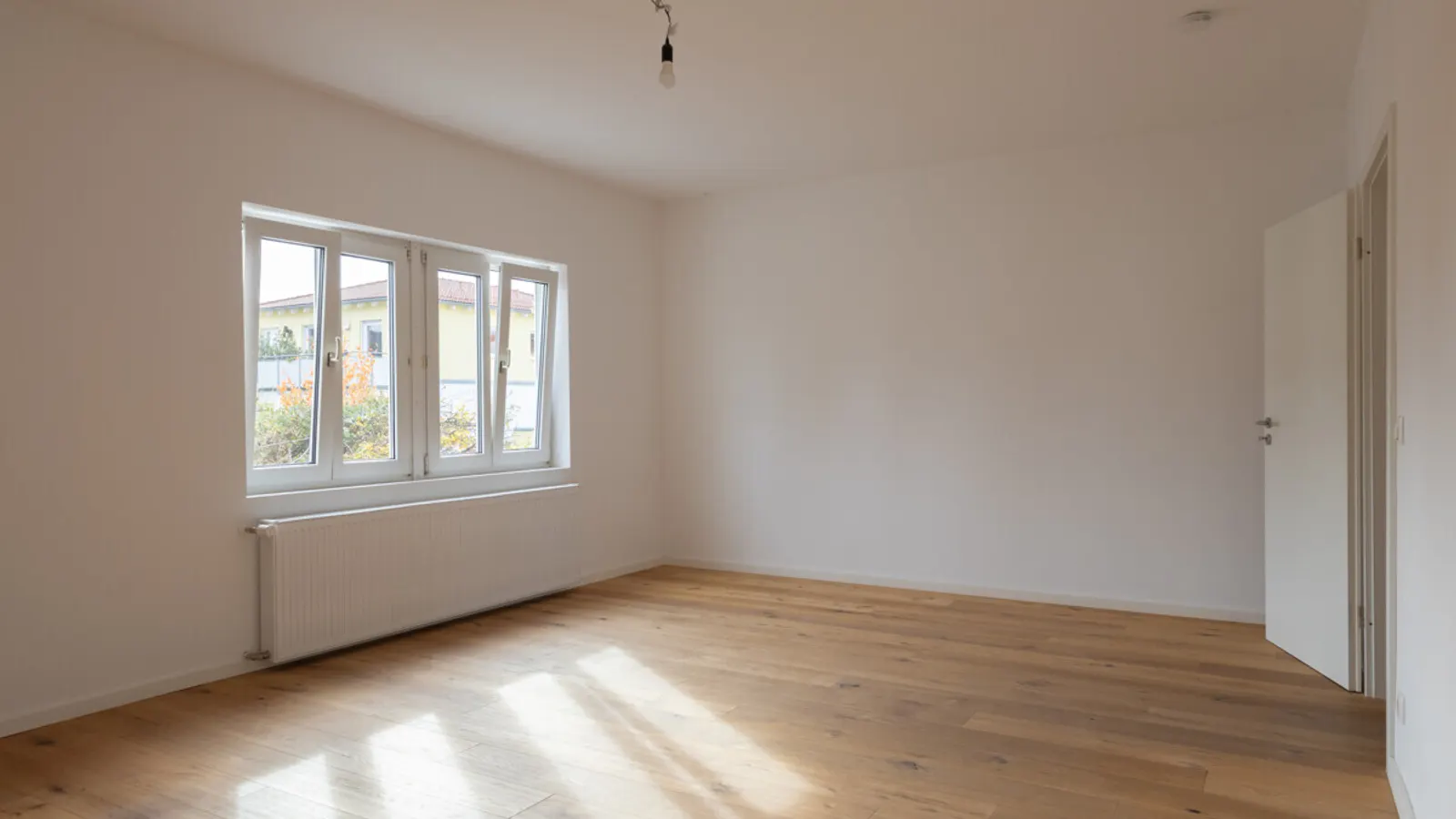 Kernsaniertes Reihenhaus in idealer Lage Ingolstadt Süd - Bild 14