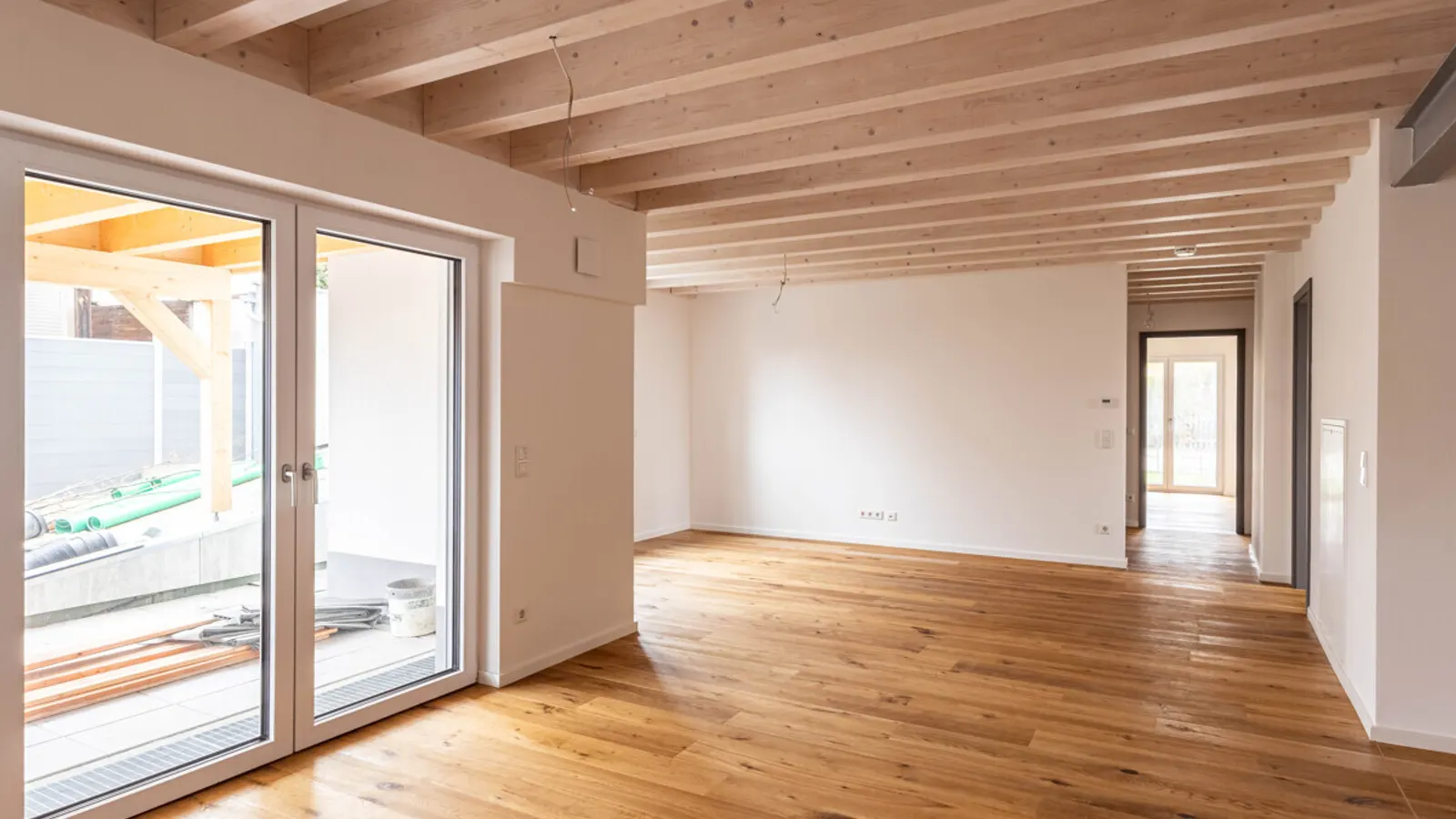 Hochwertige Neubauwohnung mit Terrasse und Garten in ruhiger Lage von Gaimersheim! - Bild 1