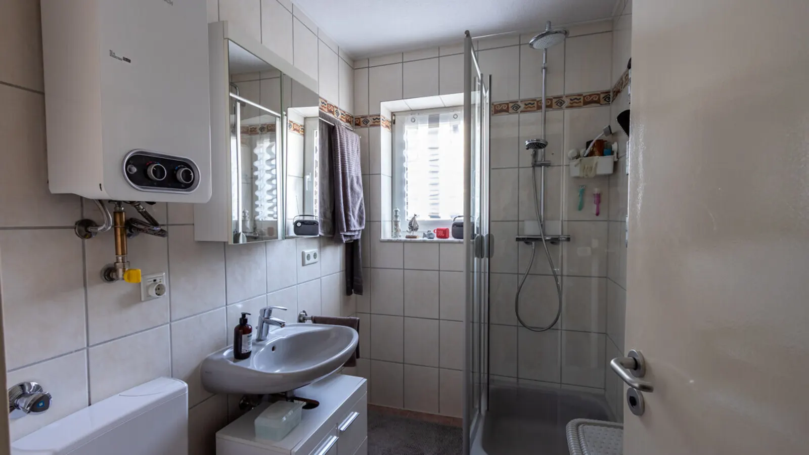 Geräumige 3-Zimmer-Wohnung mit Garten in Haunwöhr - Bild 11