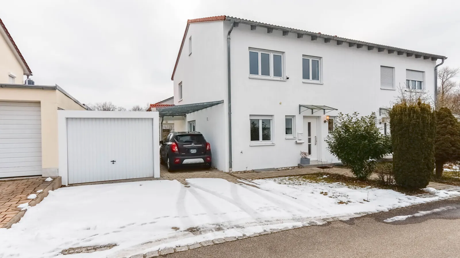 Gepflegte Doppelhaushälfte mit großem Garten in Mailing - Bild 11