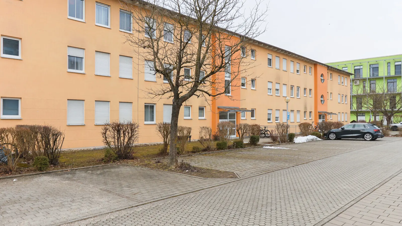 Ruhige 1-Zimmer-Wohnung mit privatem Gartenanteil - Bild 1