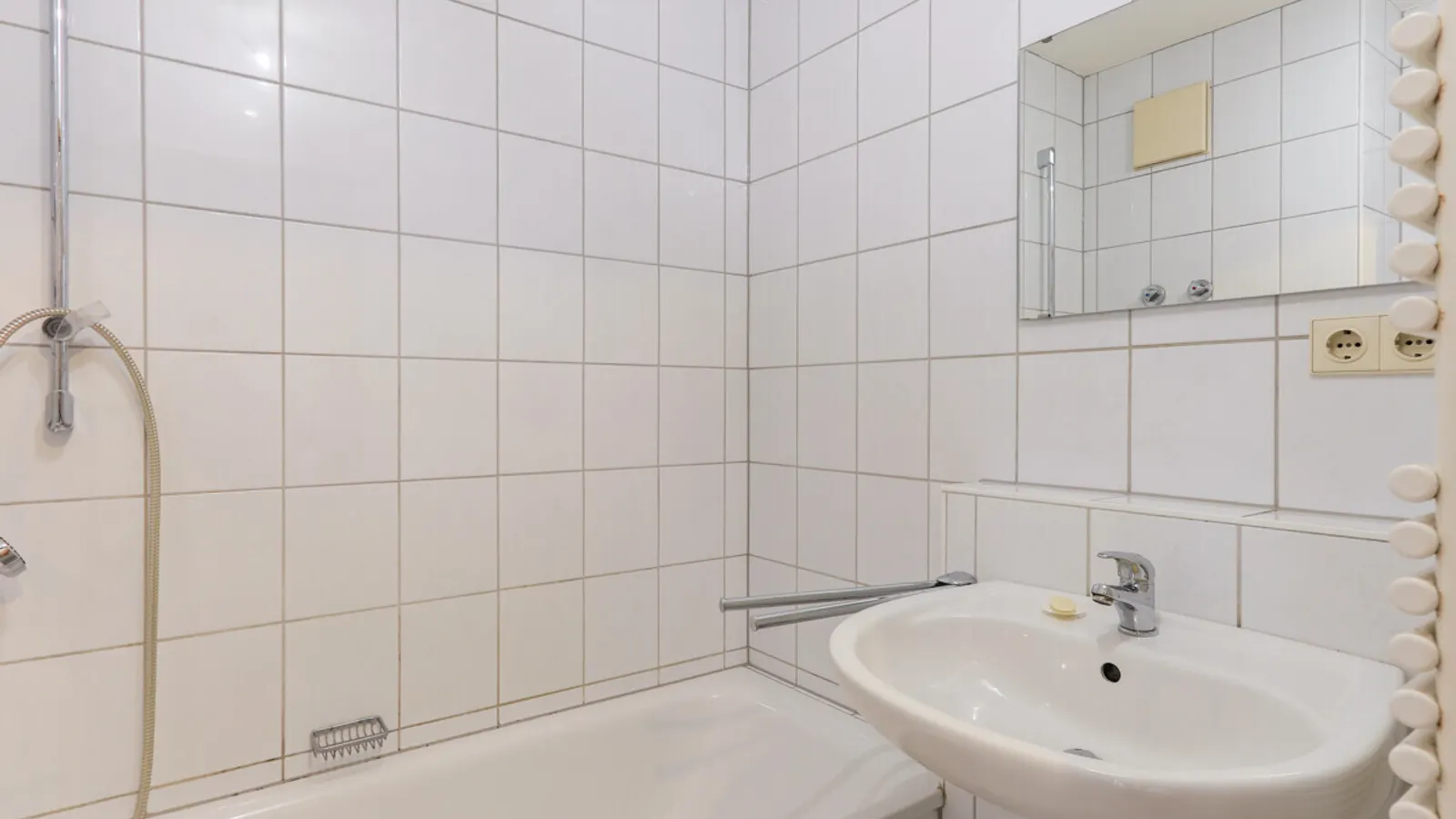 Ruhige 1-Zimmer-Wohnung mit privatem Gartenanteil - Bild 5