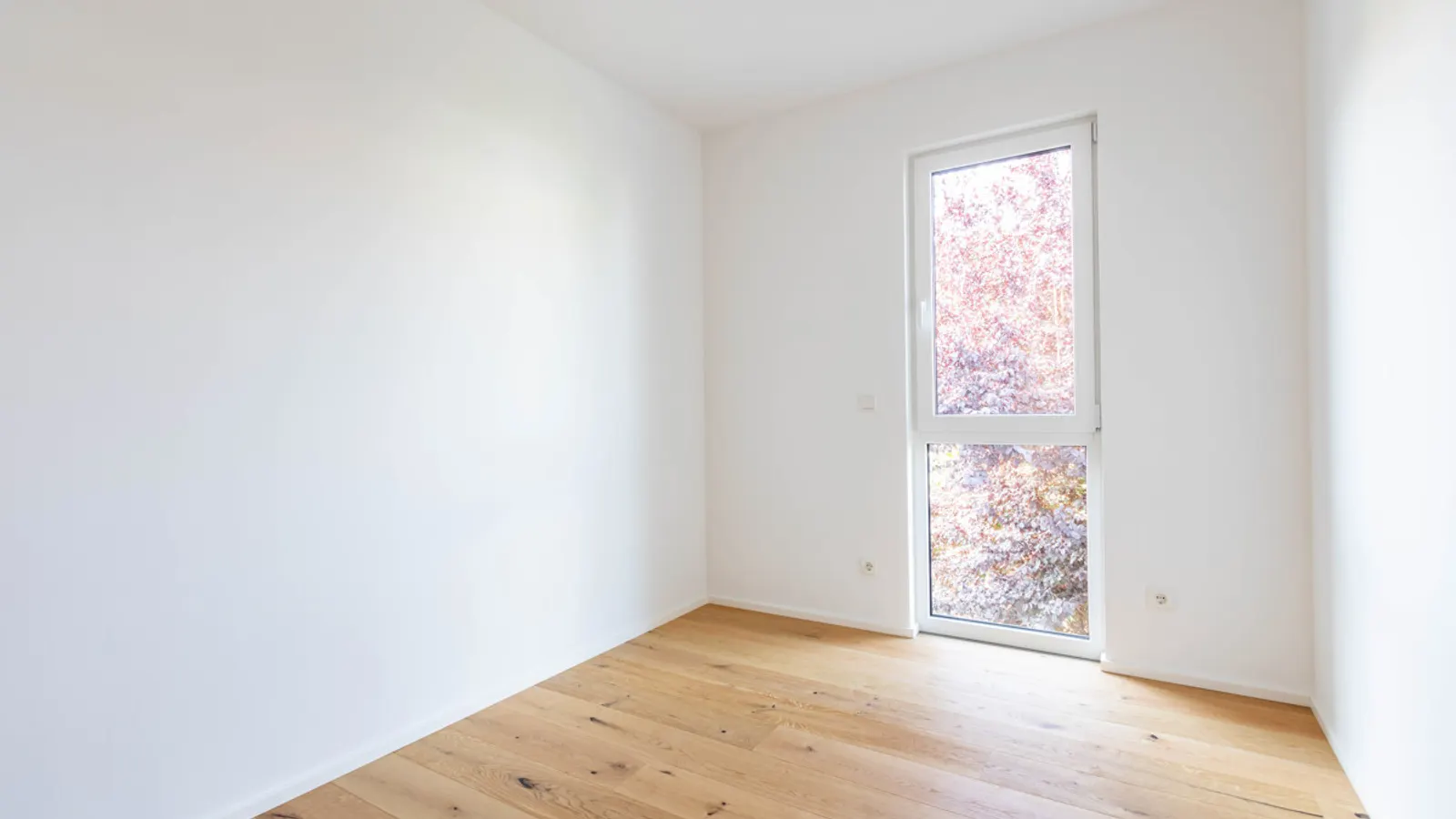 Sofort bezugsfreier Neubau: 3-Zimmer-Wohnung mit Balkon - Bild 8