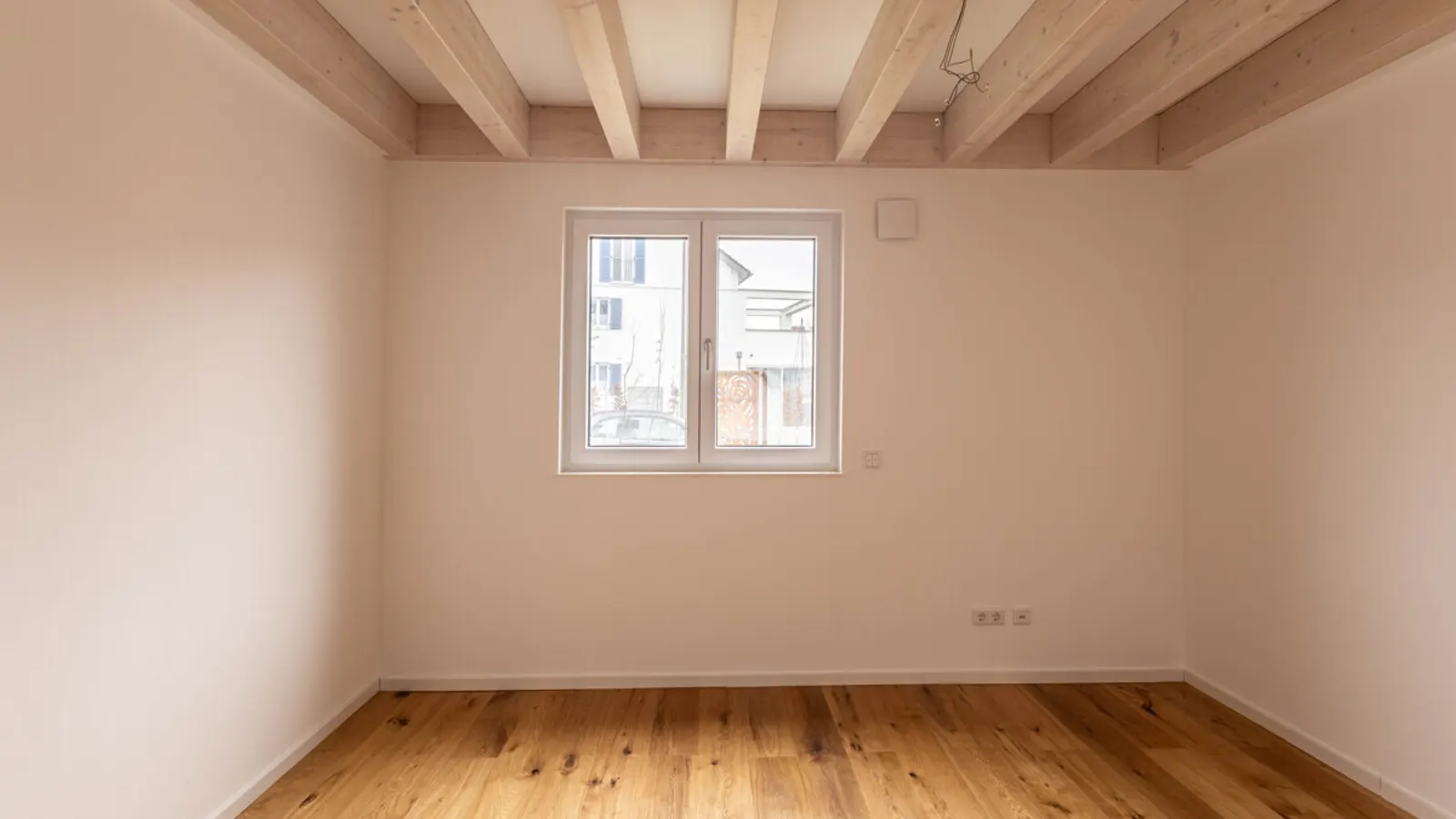 Hochwertige Neubauwohnung mit Terrasse und Garten in ruhiger Lage von Gaimersheim! - Bild 7