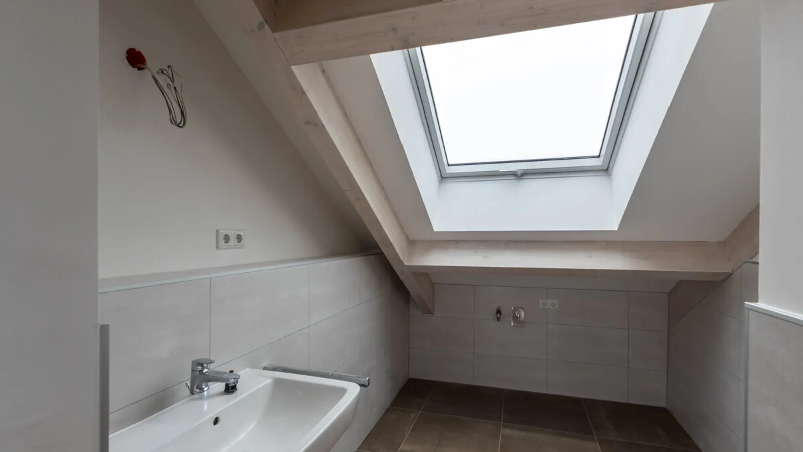 Gemütliche Neubau-Dachgeschosswohnung mit Dachterrasse in ruhiger Lage von Gaimersheim! - Bild 13