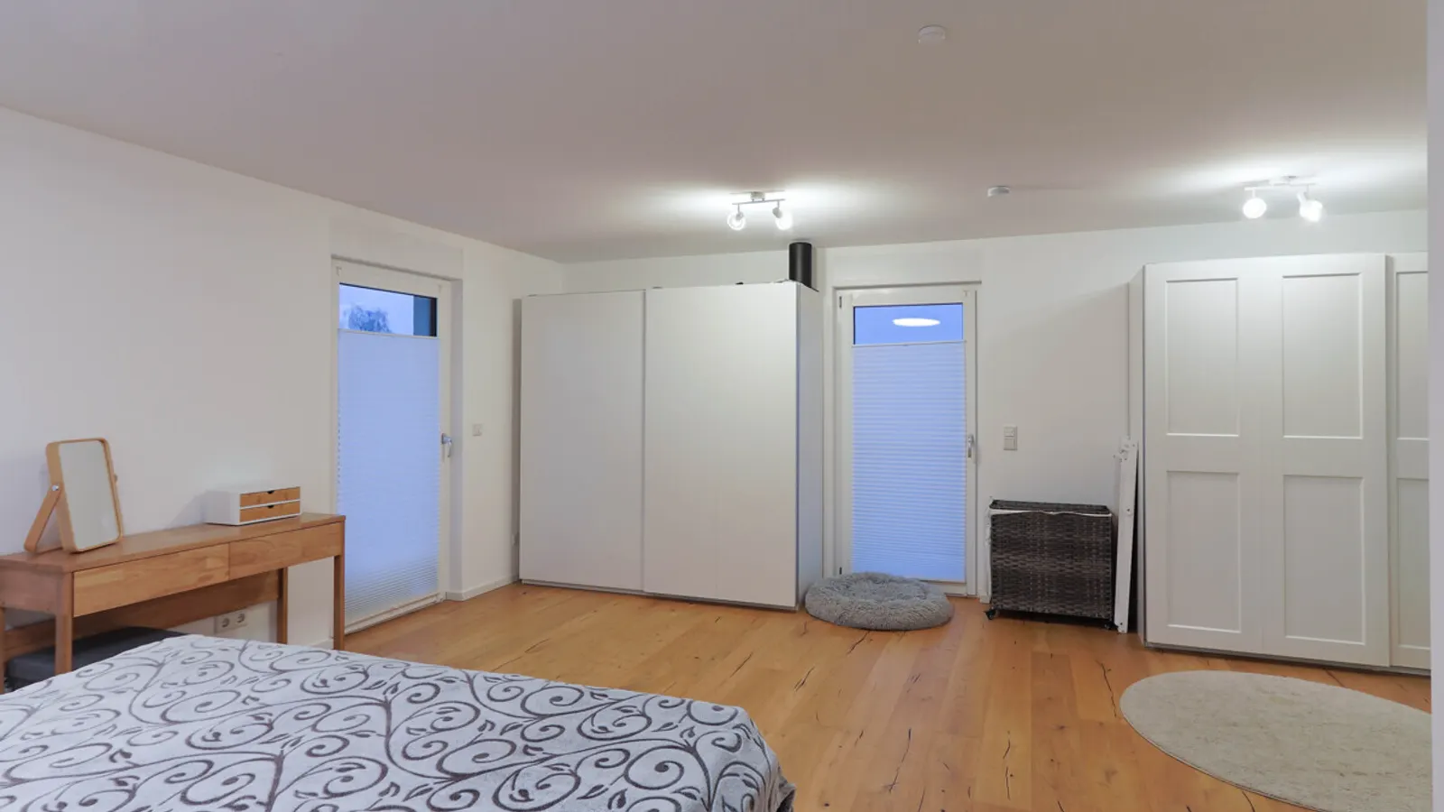 Neuwertige, gut durchdachte DHH - Bild 8