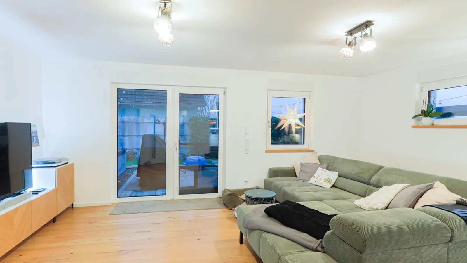 Neuwertige, gut durchdachte DHH - Bild 3