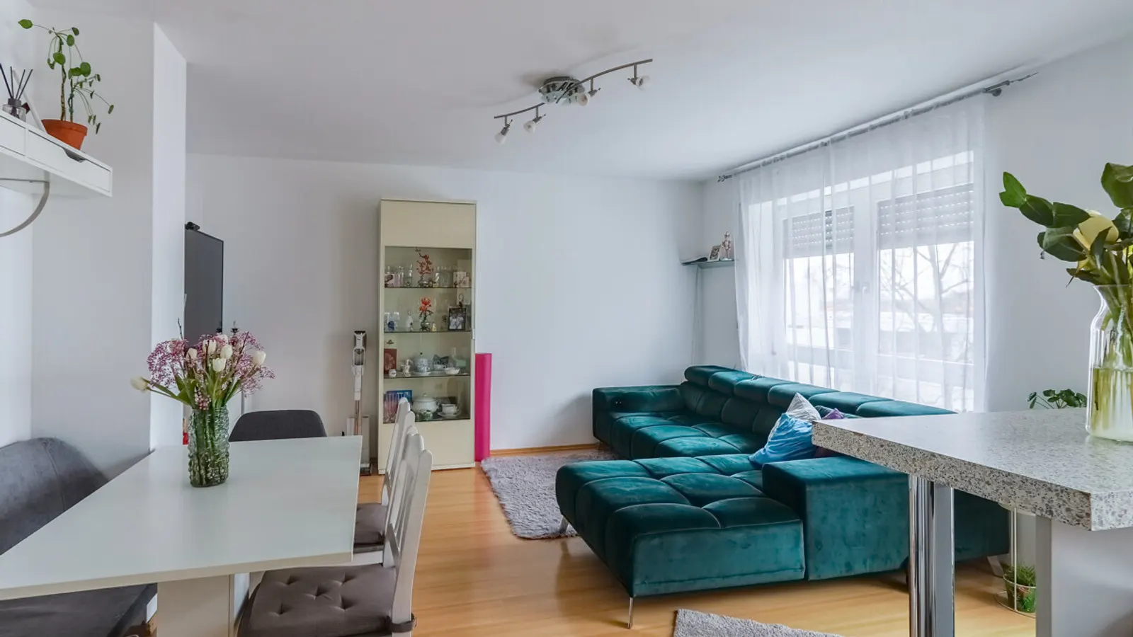 Helle 3-Zimmer-Wohnung mit Südbalkon in Friedrichshofen - Bild 9