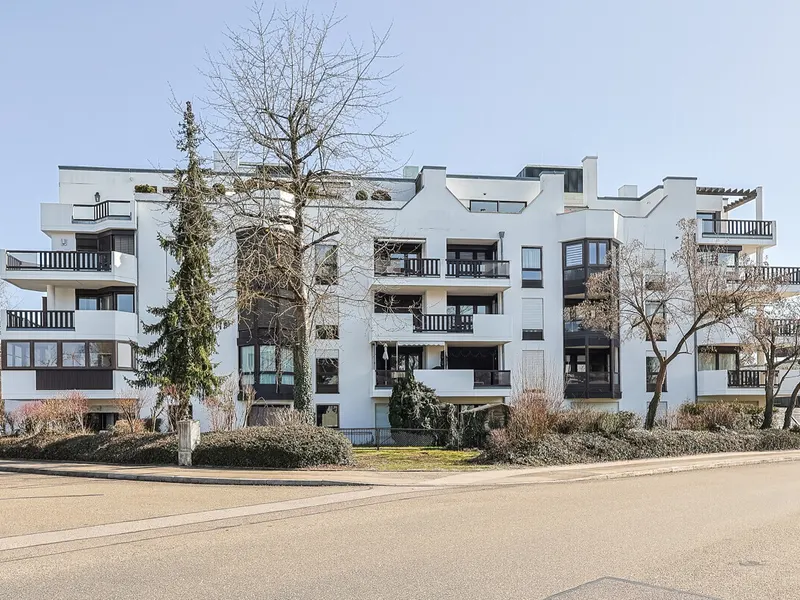 Helle 3-Zimmer-Wohnung mit Südbalkon in Friedrichshofen