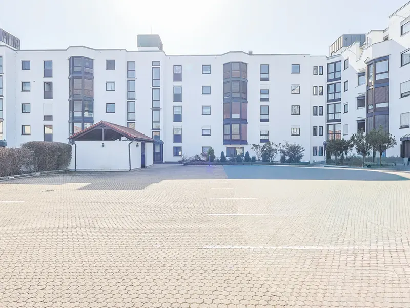 Helle 3-Zimmer-Wohnung mit Südbalkon in Friedrichshofen