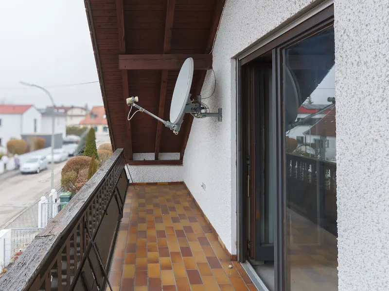 Familienfreundliches Eigenheim mit schönem Garten in ruhiger Lage von Zuchering!