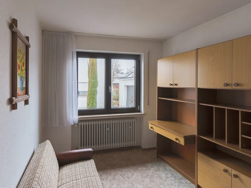 Familienfreundliches Eigenheim mit schönem Garten in ruhiger Lage von Zuchering!