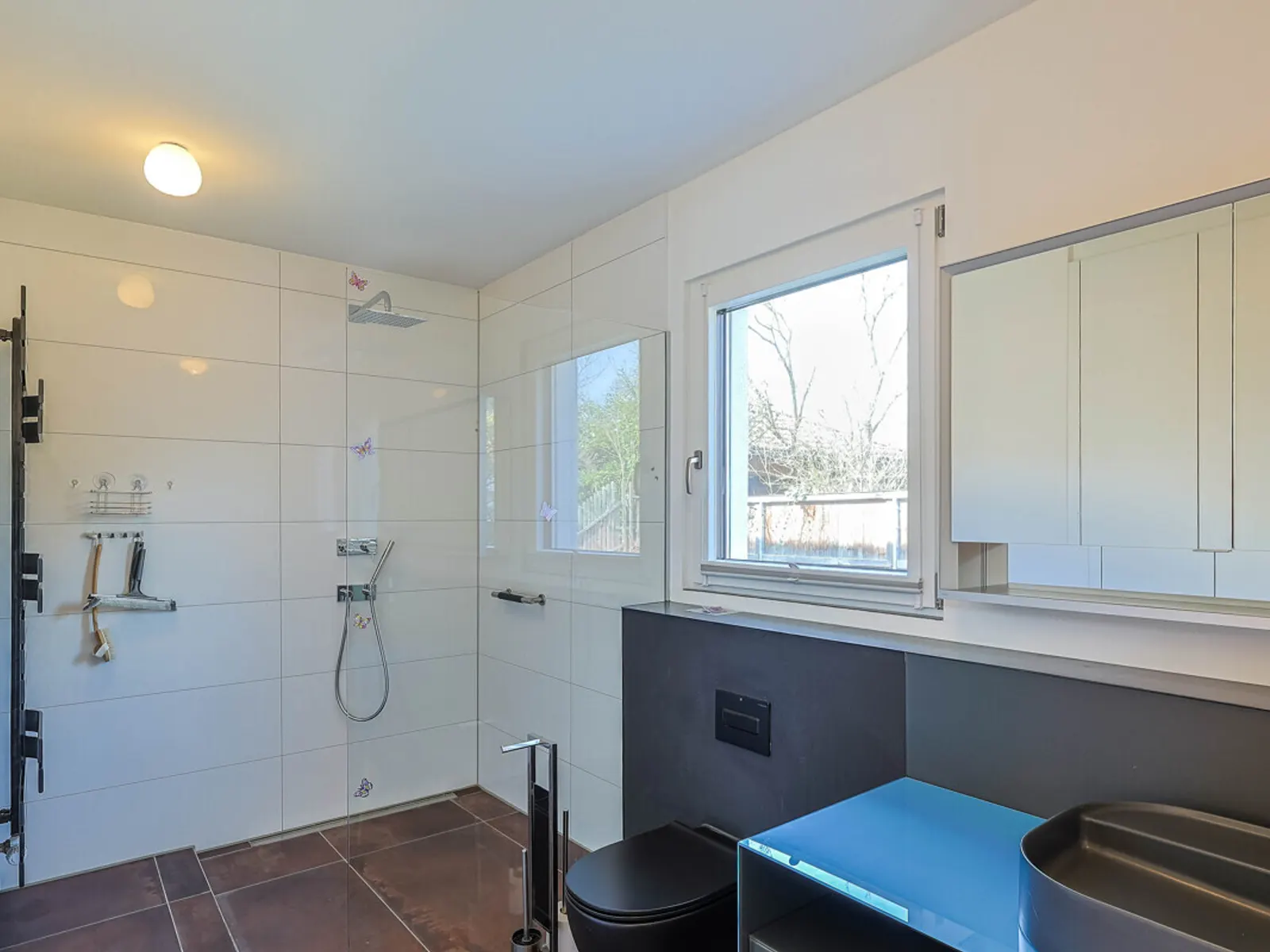 Modernes Einfamilienhaus mit integrierter Büroetage - Bild 8