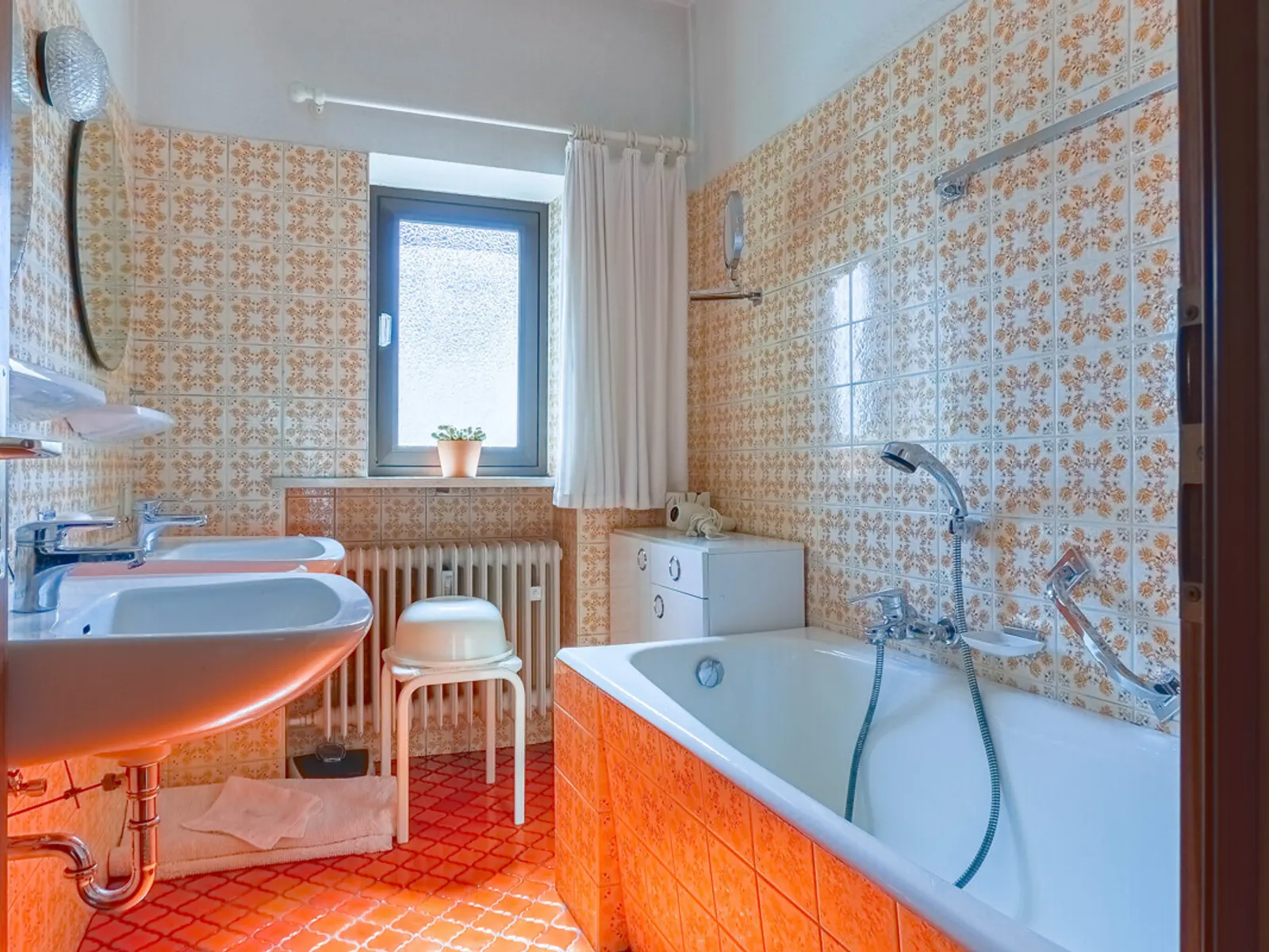Dreifamilienhaus mit Hinterliegergrundstück in Ingolstadt-Süd - Bild 6