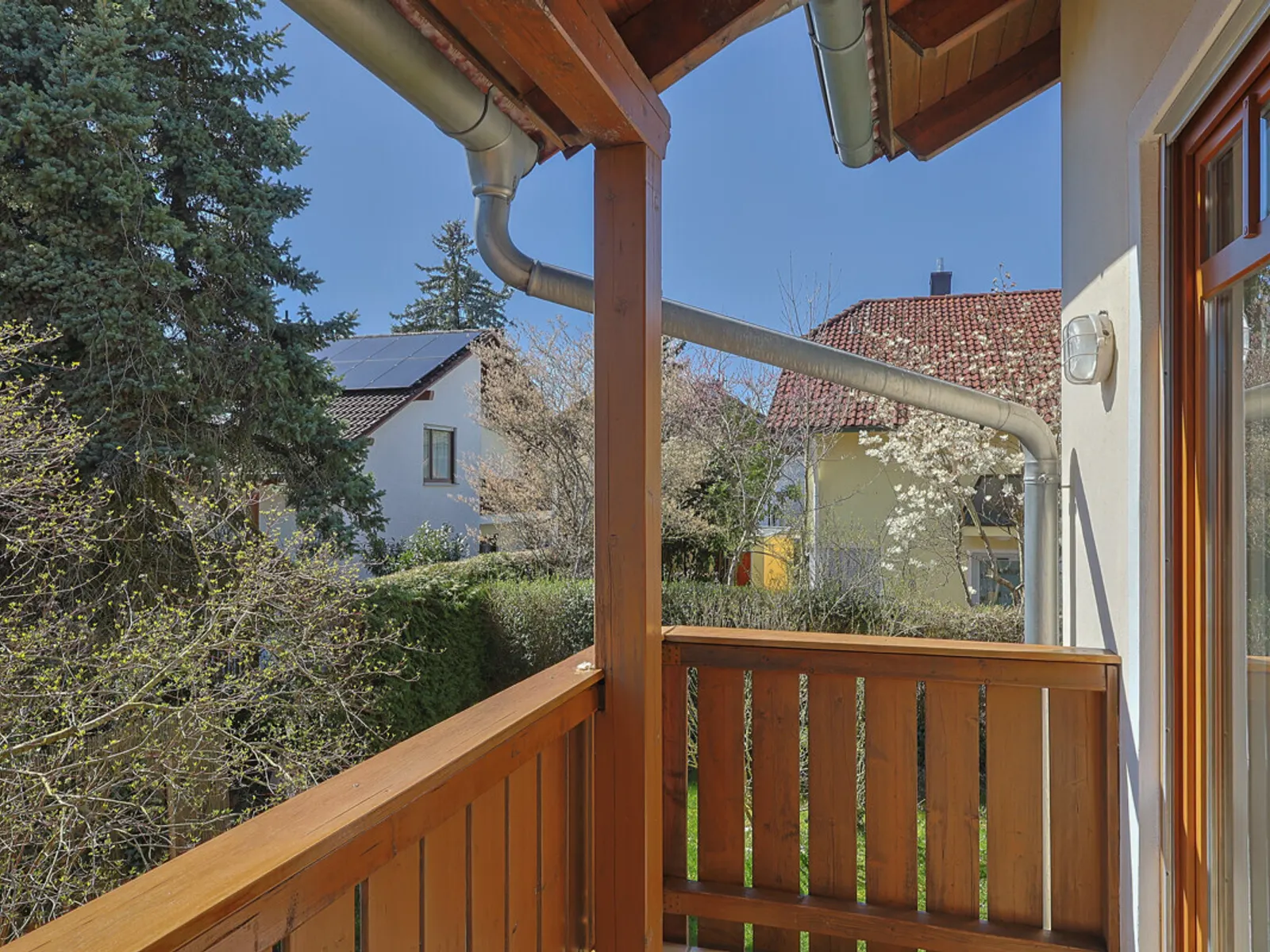 Charmante, lichtdurchflutete 2-Zimmer-Wohnung in Bestlage im Ingolstädter Westen - Bild 3