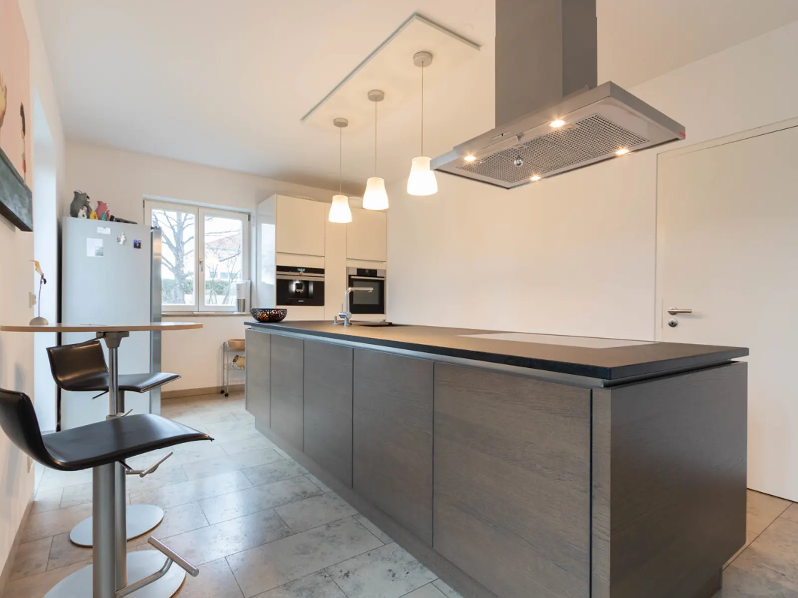 Wunderschönes EFH mit Pool in Bestlage Süd - Bild 8