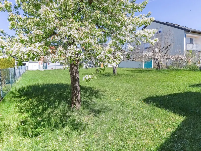 Traumgrundstück in ruhiger Lage