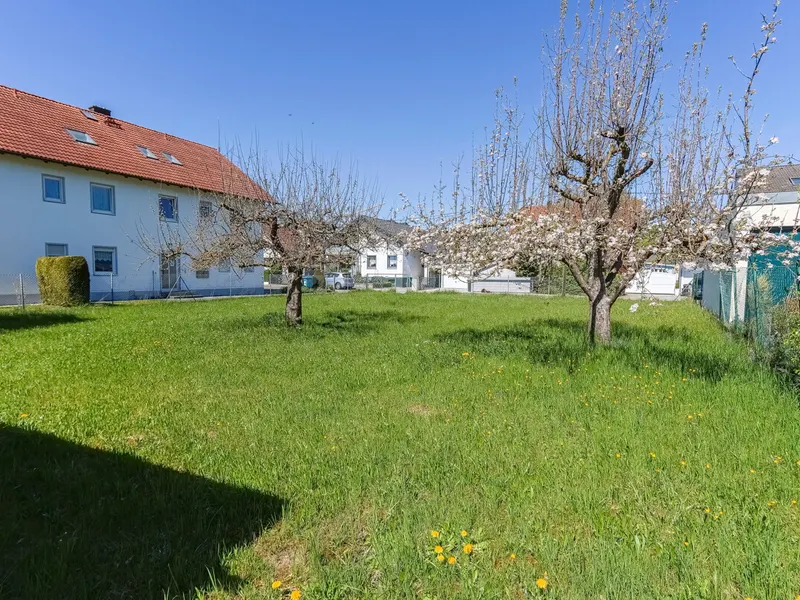 Traumgrundstück in ruhiger Lage