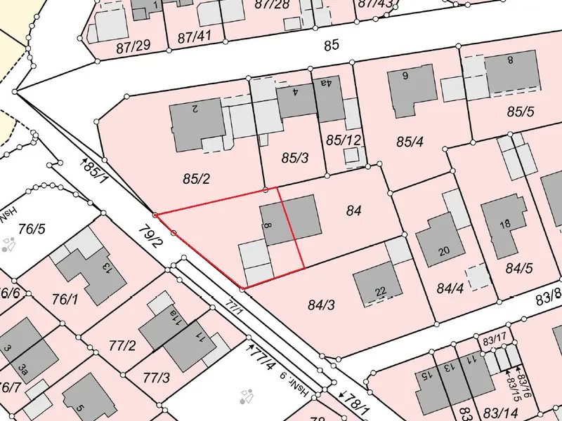 Doppelhaus oder Einfamilienhaus? 614 m² großes Baugrundstück mit Altbestand in Spitalhof!