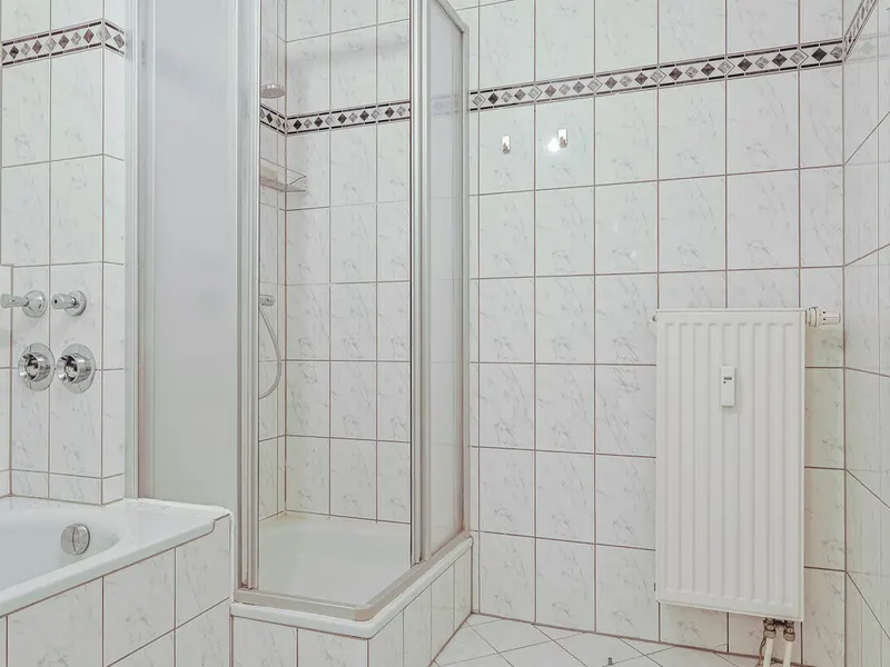 Lichtdurchflutete 3-Zimmer-Wohnung mit ausgebautem Dachboden