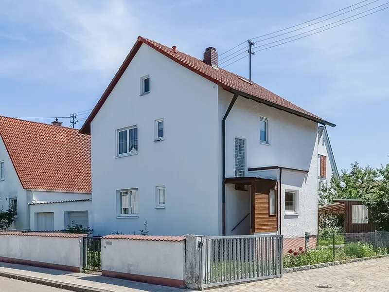 Bastler aufgepasst! Gemütliches Einfamilienhaus in Ingolstadt Nord-Ost