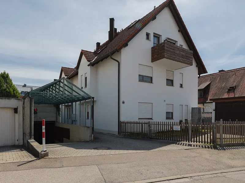 Erbbaurecht - Gemütliche 2-Zimmer-Eigentumswohnung mit TG-Stellplatz in Ingolstadt-Süd!