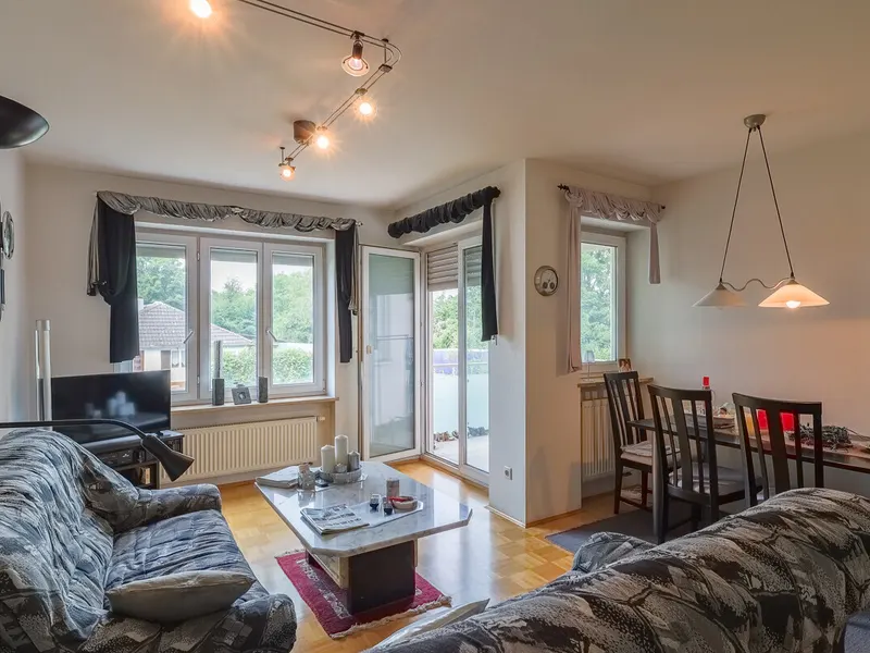 Gut geschnittene 3-Zimmer-Wohnung mit Balkon fußläufig zum Hauptbahnhof