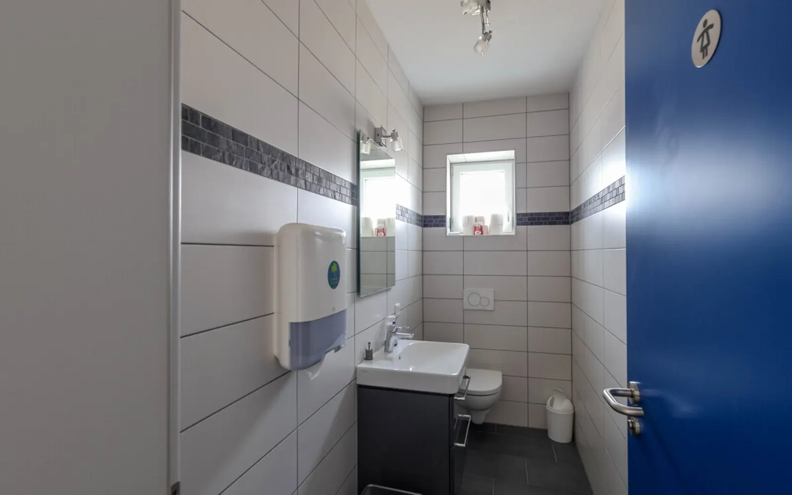 Praxisräume nach Maß – Aufzug vorhanden, Ausbau flexibel - Bild 6
