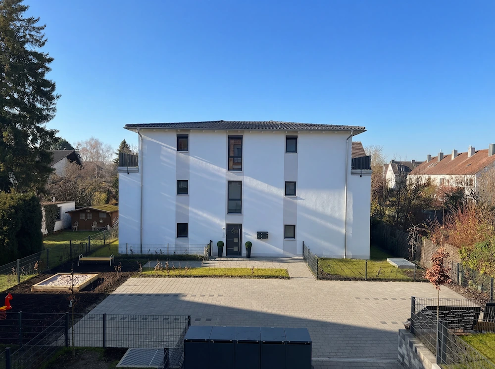 Aussenansicht sonnig